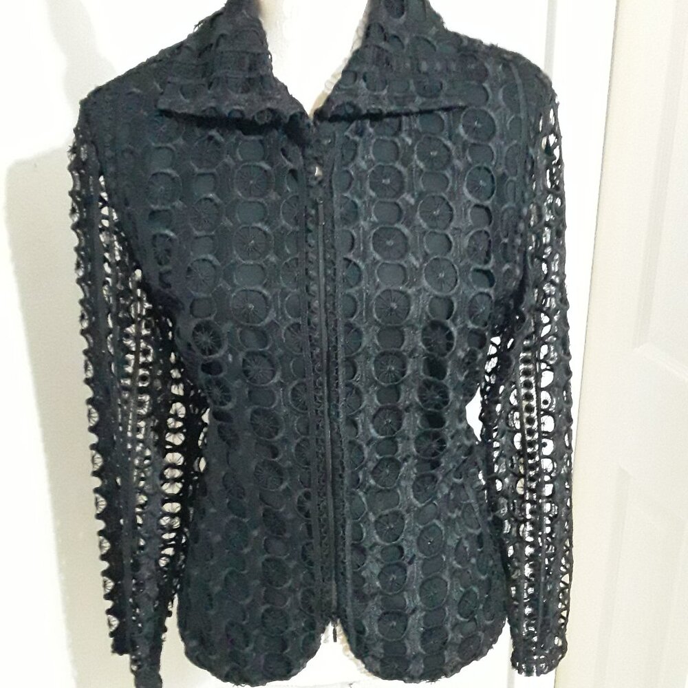 Stera beautiful dark black lace design sleeve zipper up/down top size XL